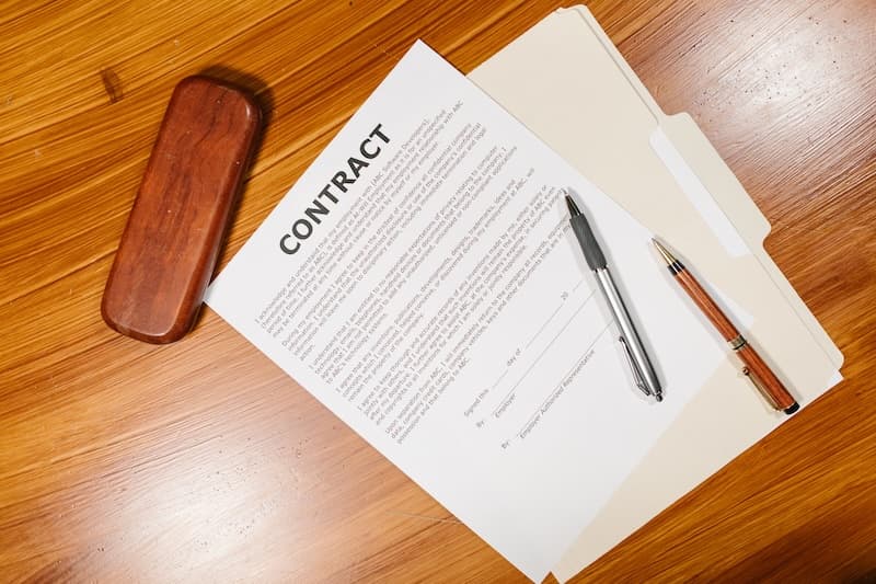 Contract Assets and Contract Liabilities - IFRS 15